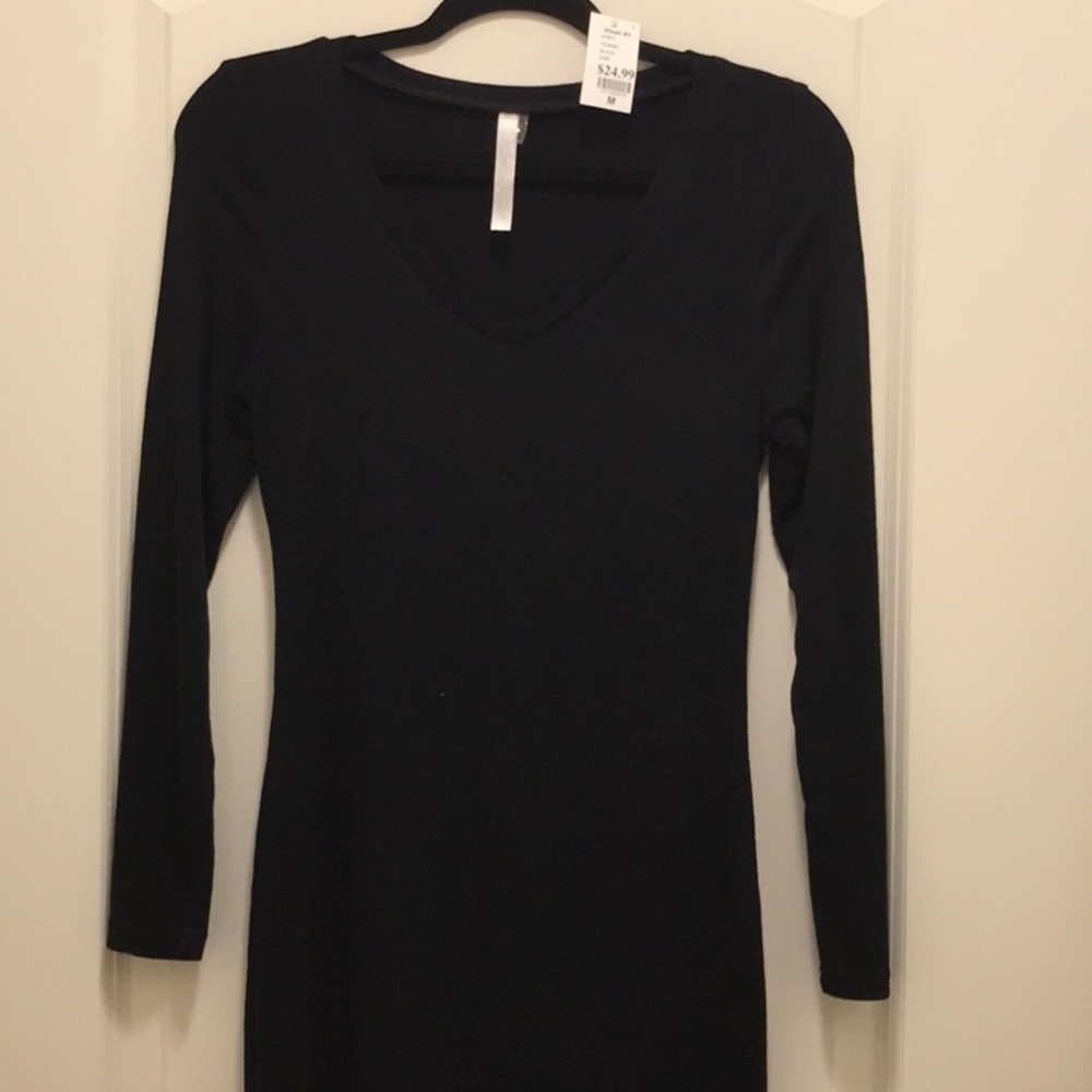 Fitted black dress
